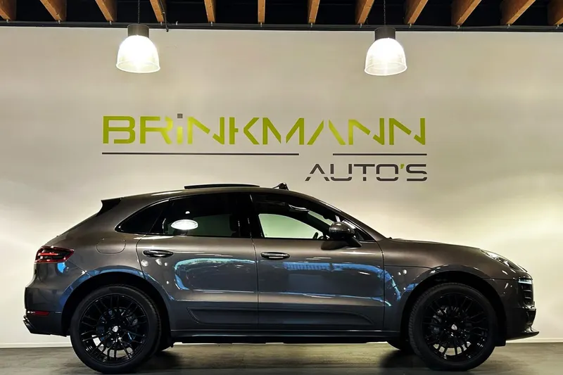 Porsche Macan (2015)