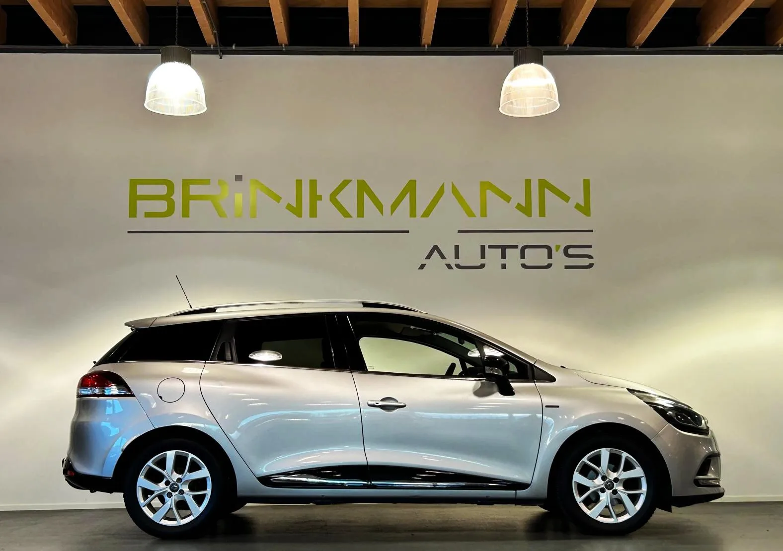 Renault Clio (2020) — foto 1