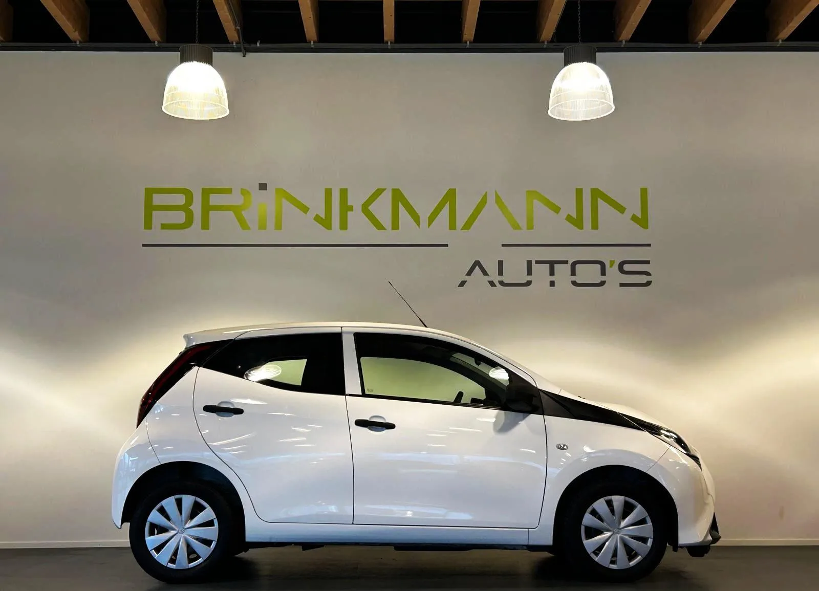 Toyota Aygo (2021) — foto 1
