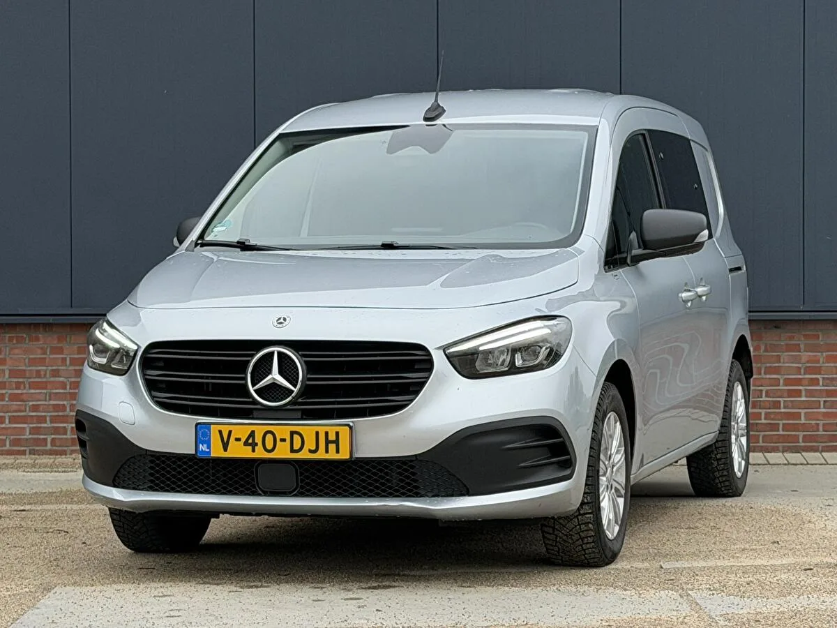 Mercedes-Benz Citan (2022) — foto 1