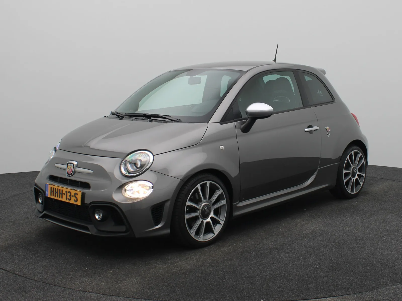 Abarth 595 (2017) — foto 1