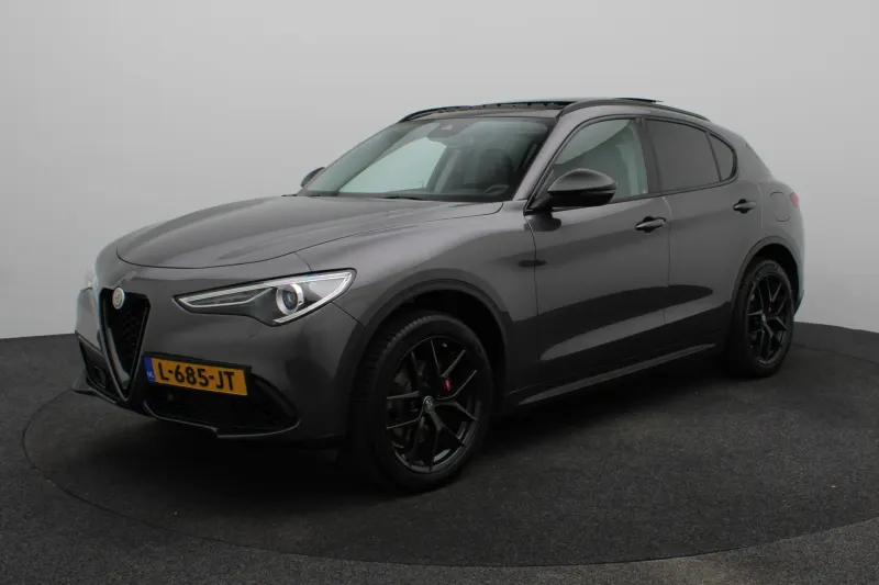 Alfa Romeo Stelvio (2020)