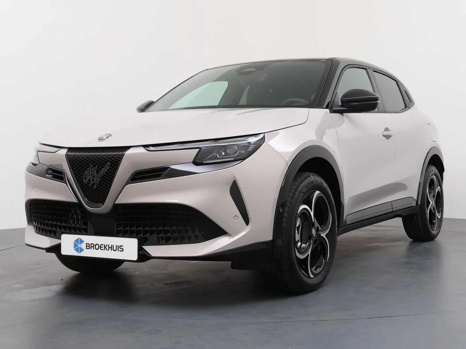 Alfa Romeo Junior (2026) — foto 1