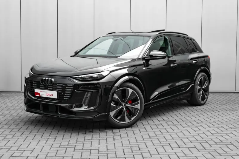 Audi Q6 e-tron (2025)