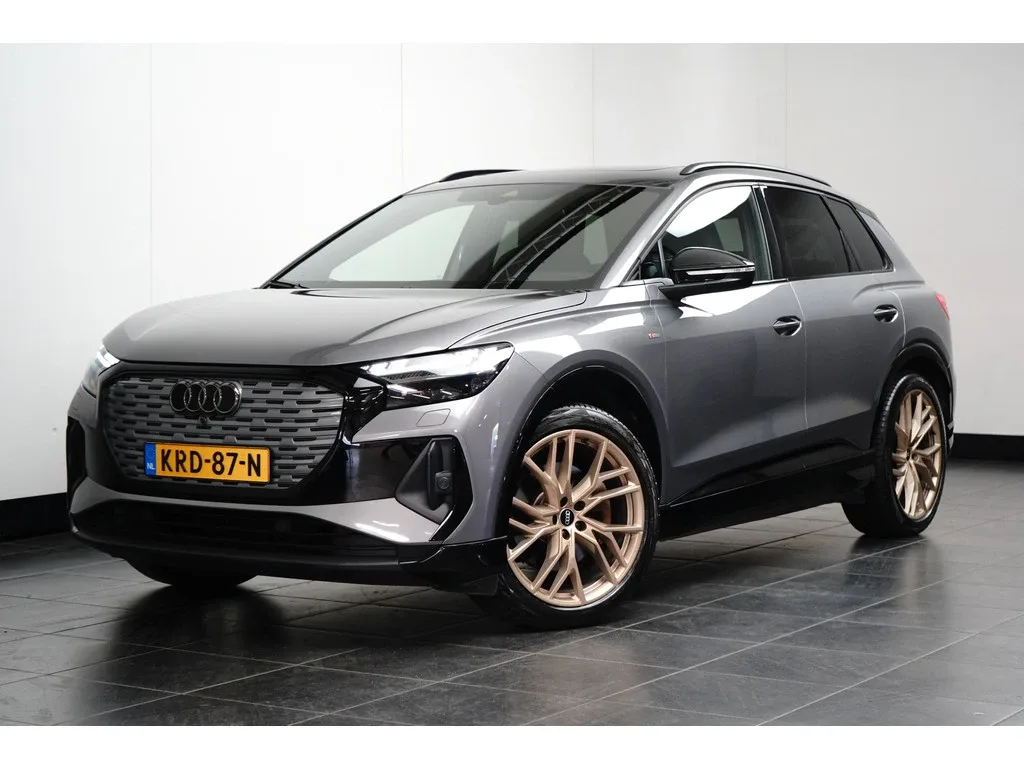 Audi Q4 e-tron (2023) — foto 1
