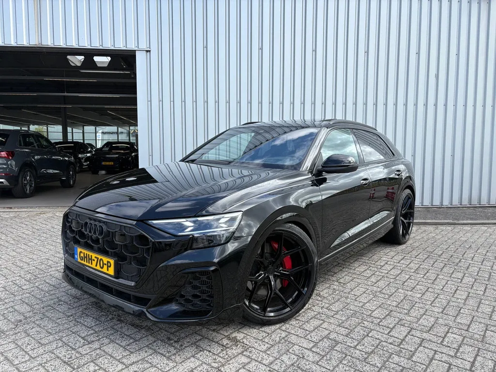 Audi Q8 (2024) — foto 1