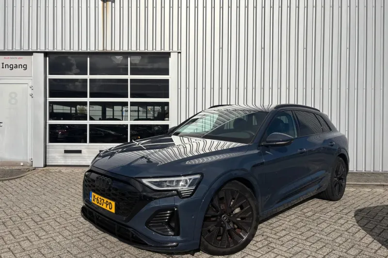 Audi Q8 e-tron (2024)