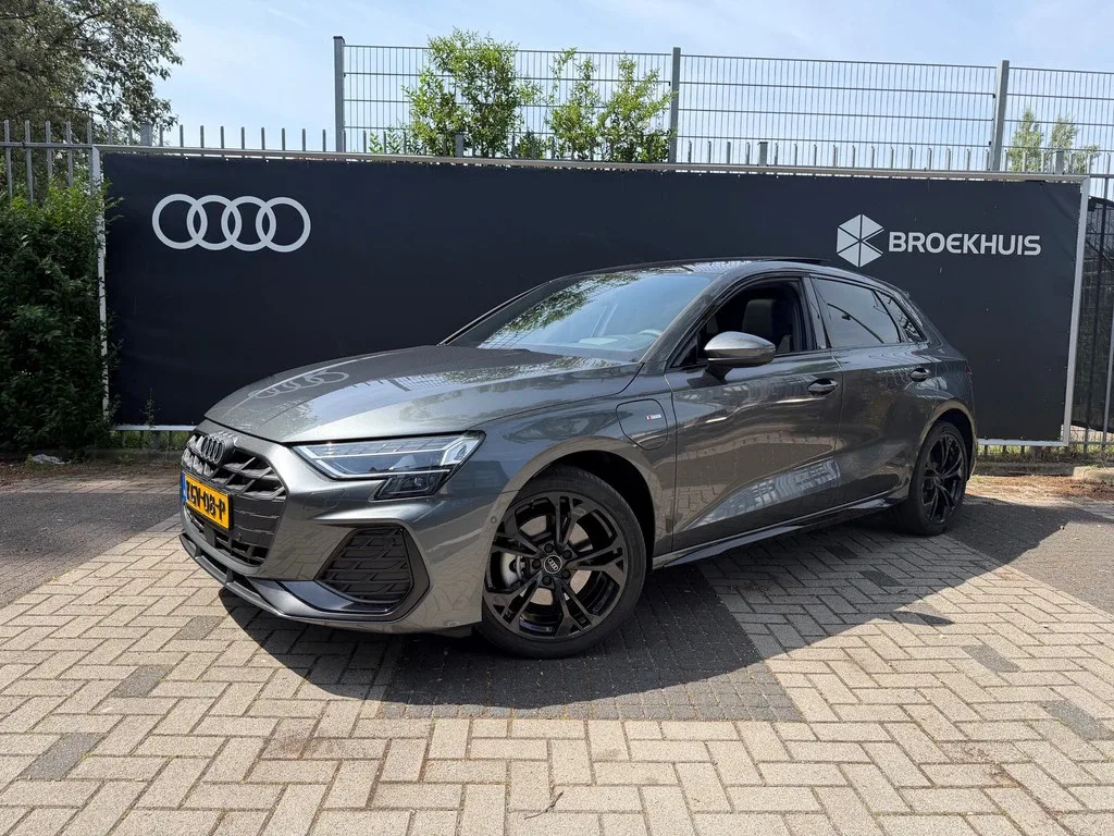 Audi A3 (2025) — foto 1