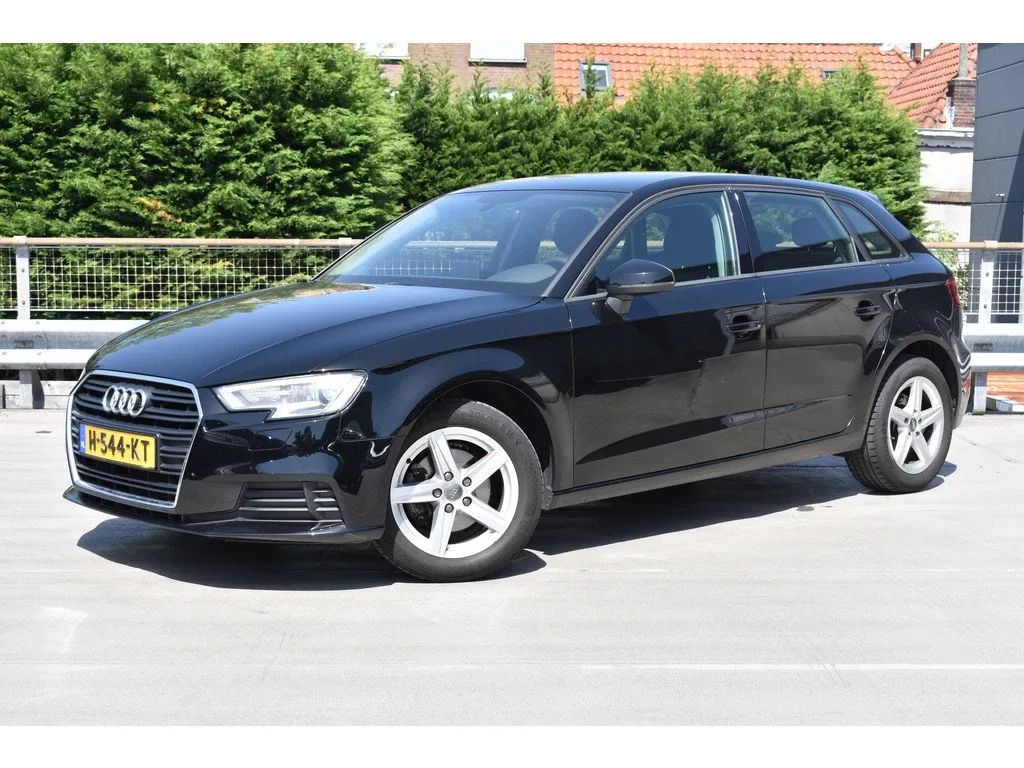 Audi A3 (2020) — foto 1
