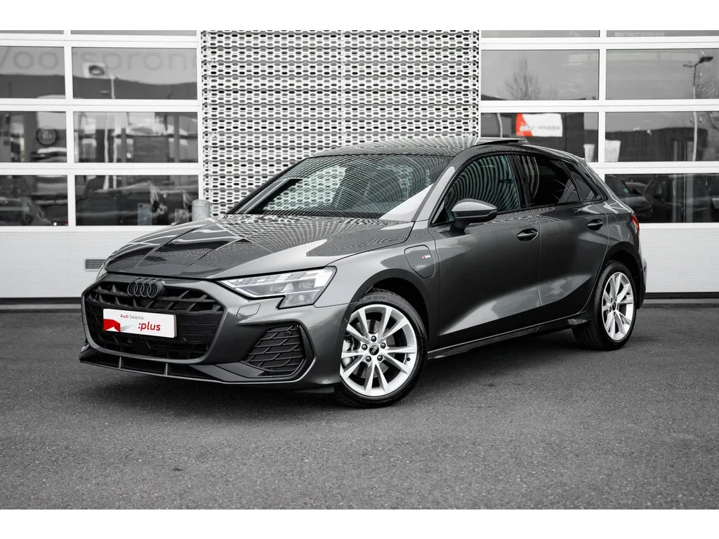 Audi A3 (2025) — foto 1