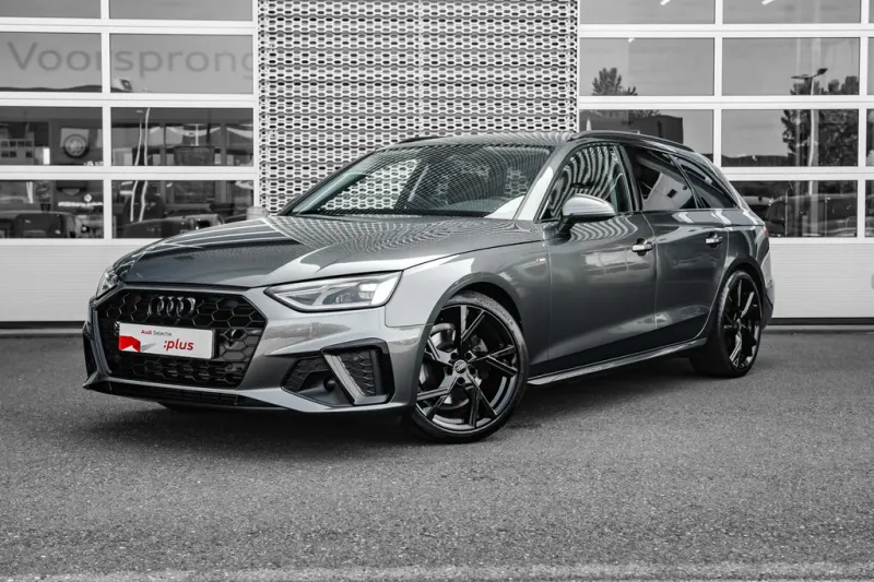 Audi A4 (2022)