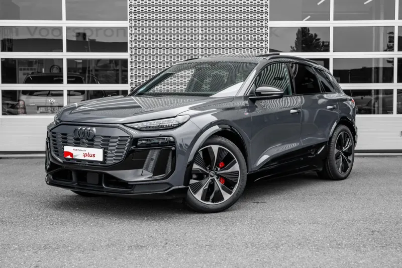 Audi Q6 e-tron (2025)