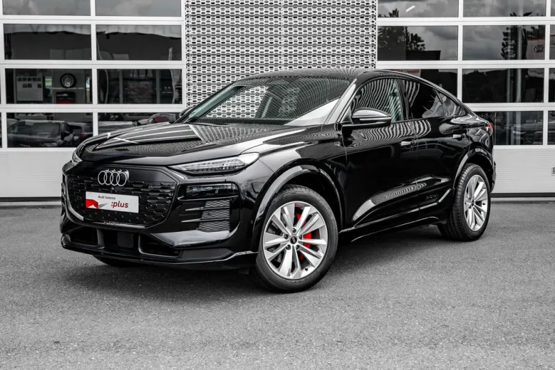 Audi Q6 e-tron (2025)