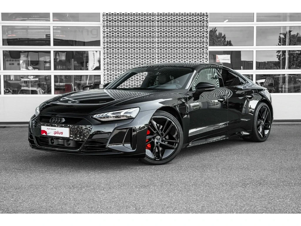 Audi e-tron GT (2023) — foto 1