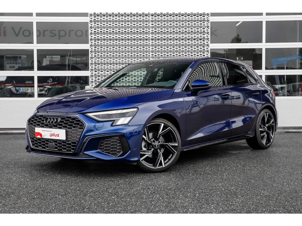 Audi A3 (2022) — foto 1