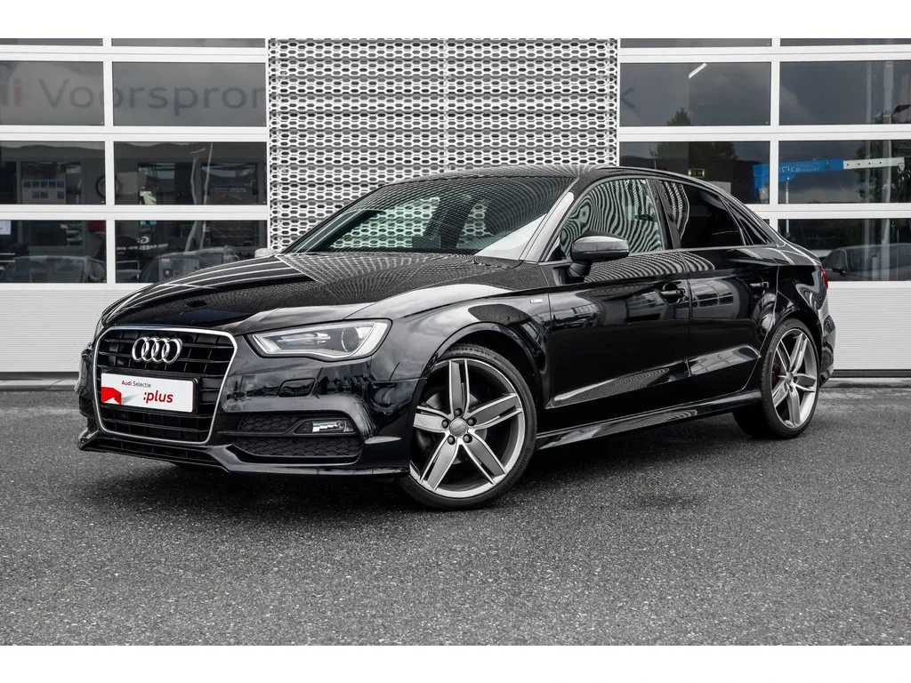 Audi A3 (2015) — foto 1
