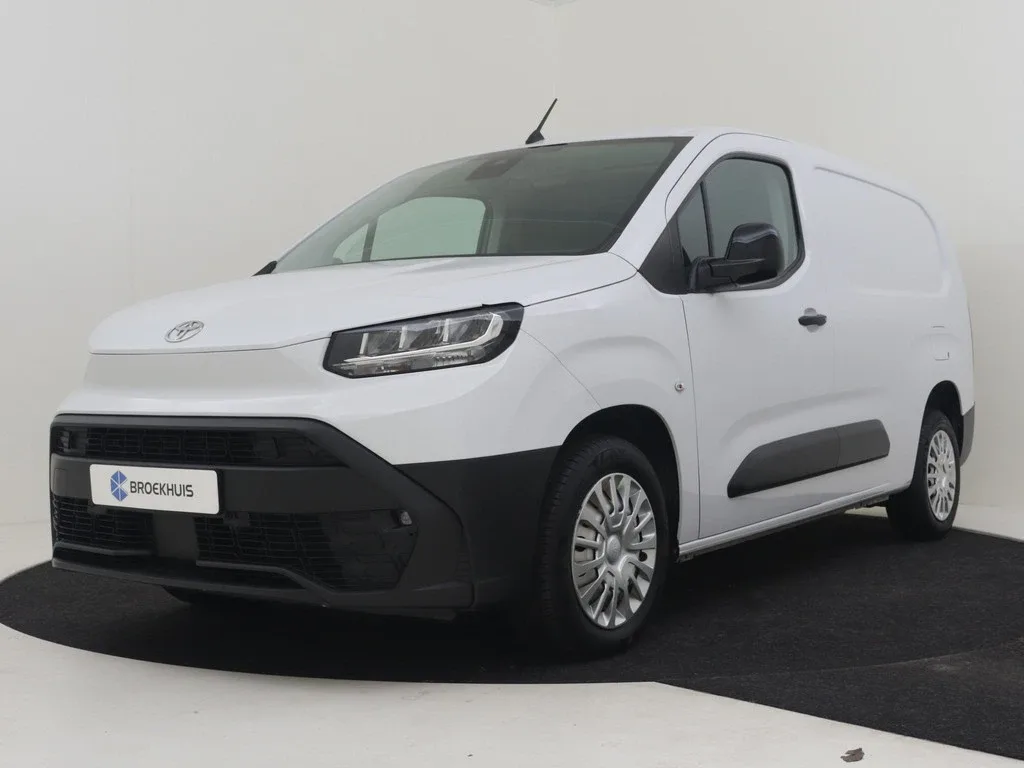 Toyota Proace (2024) — foto 1