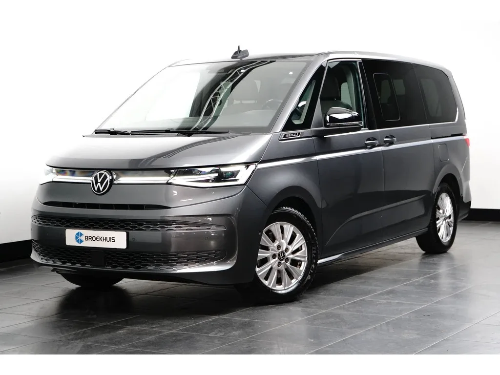 Volkswagen Multivan (2023) — foto 1