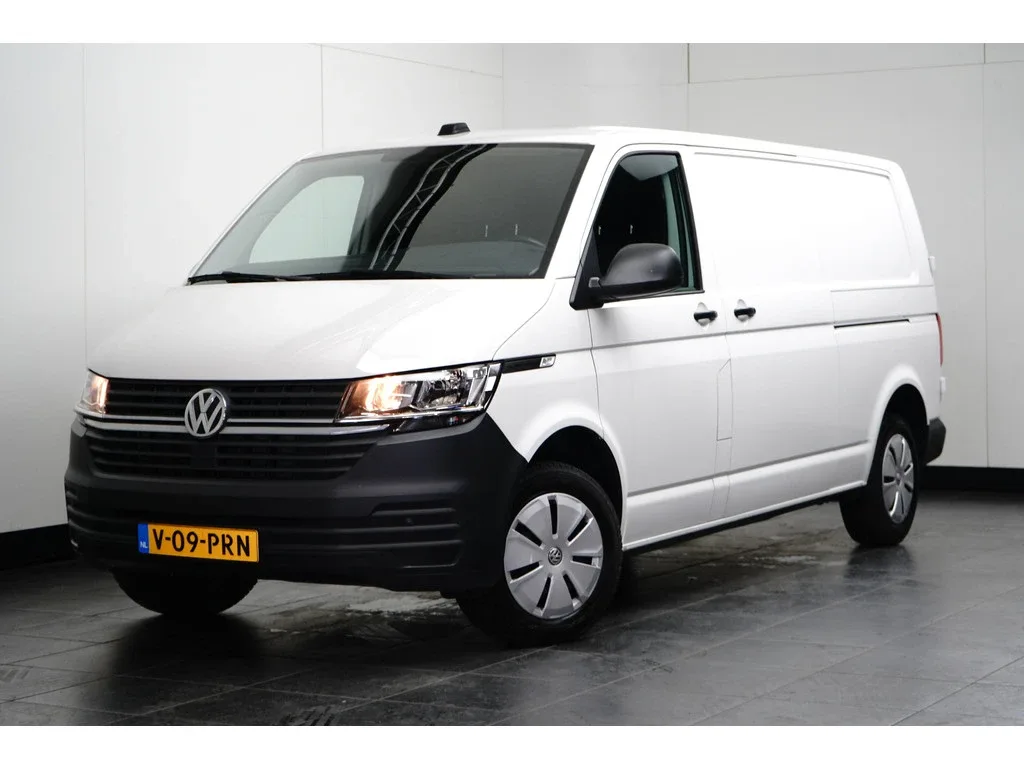 Volkswagen Transporter (2024) — foto 1
