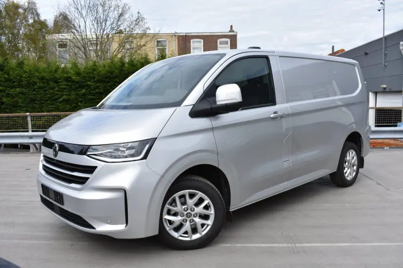 Volkswagen Transporter (2024)