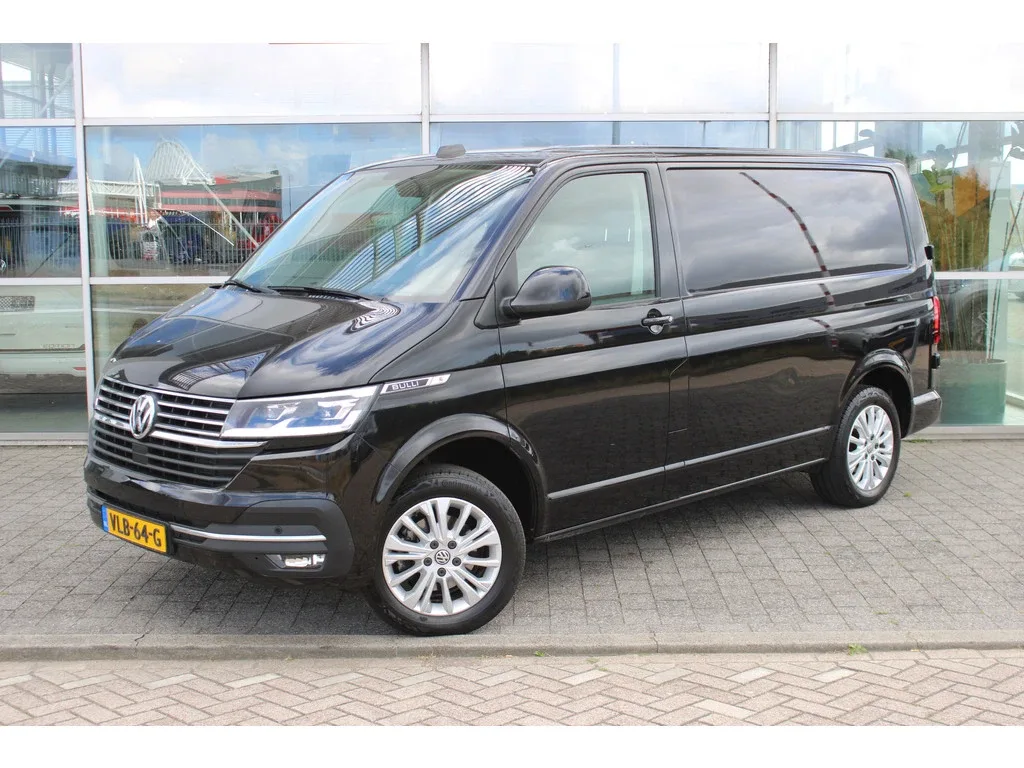 Volkswagen Transporter (2021) — foto 1