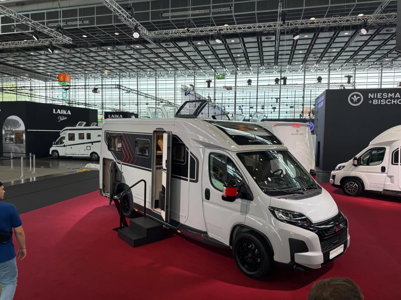 Bürstner Signature SFT (2026) — foto 1