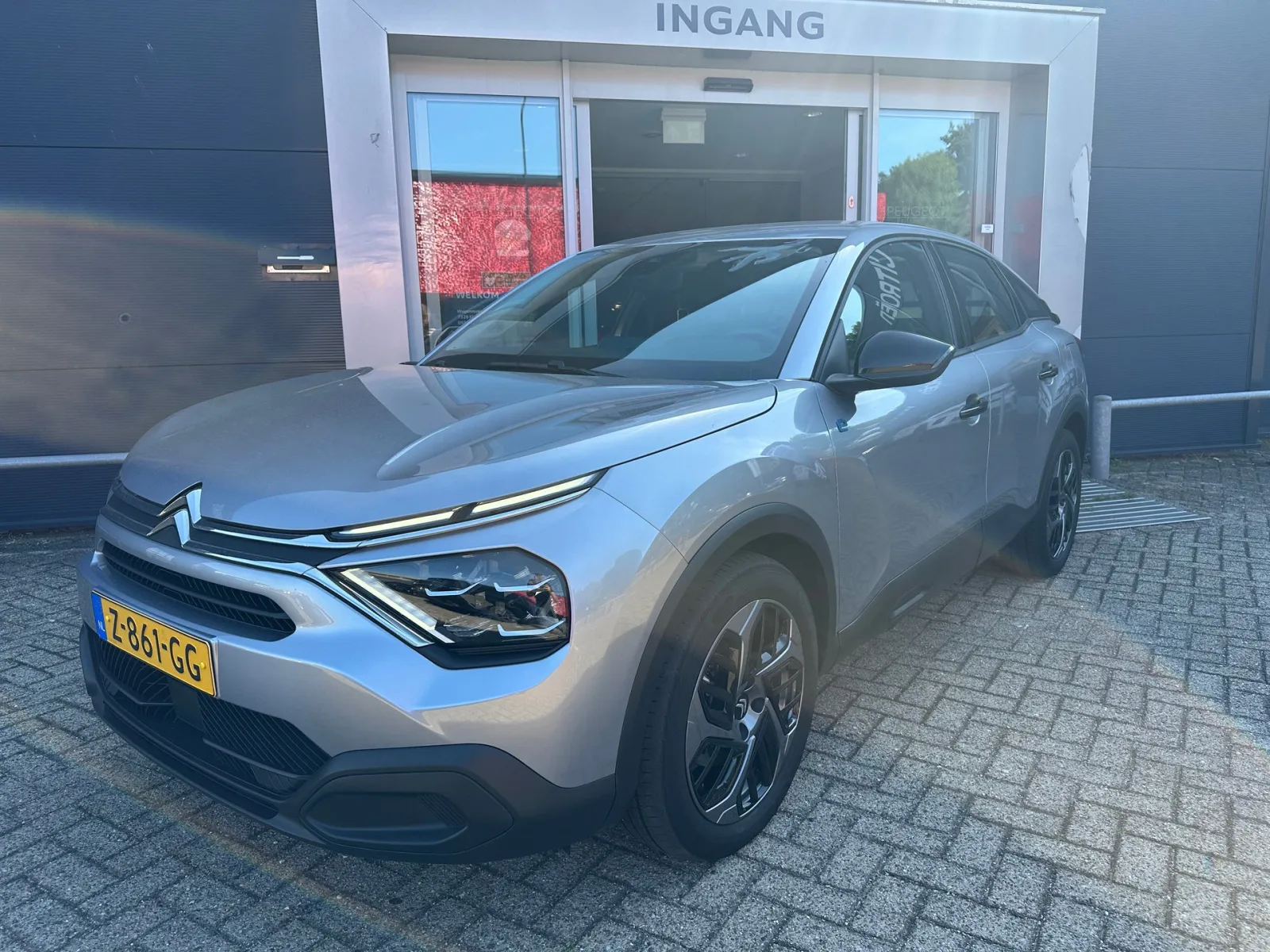 Citroën ë-C4 (2024) — foto 1