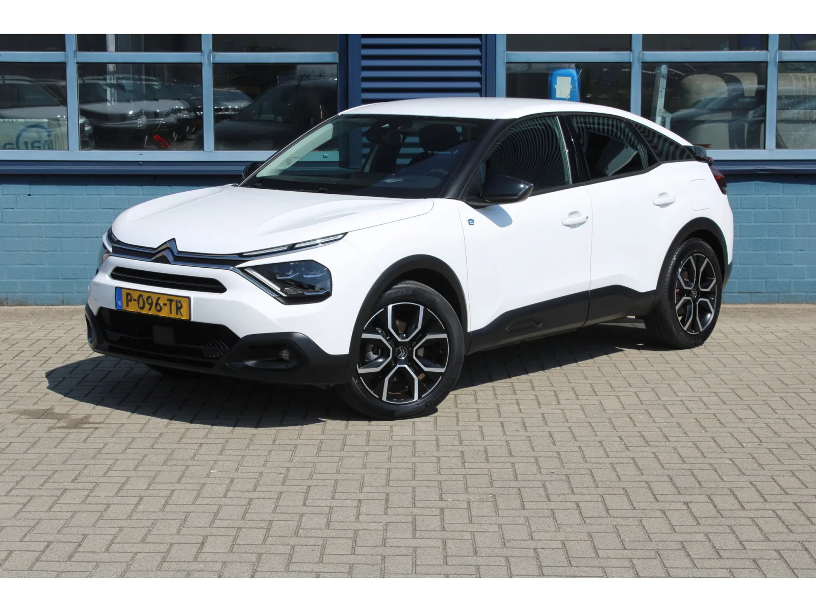 Citroën ë-C4 (2022) — foto 1