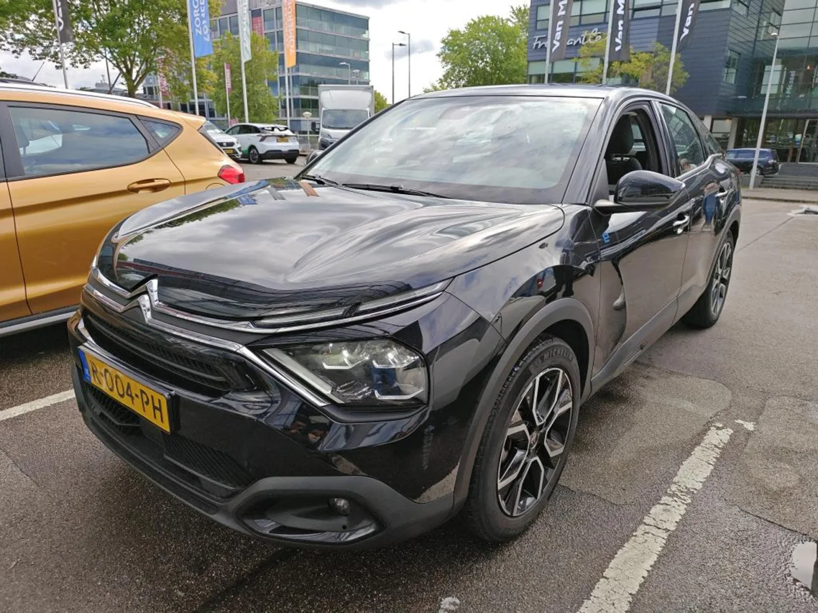 Citroën ë-C4 (2022) — foto 1
