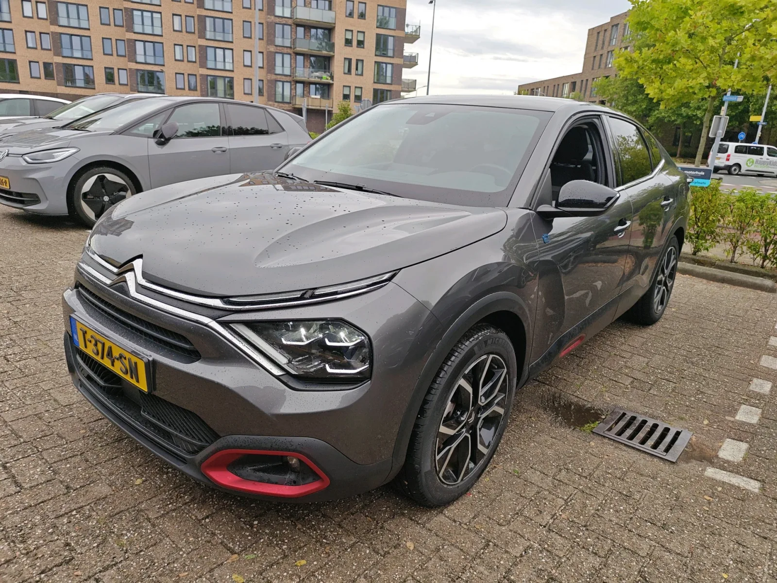 Citroën ë-C4 (2023) — foto 1