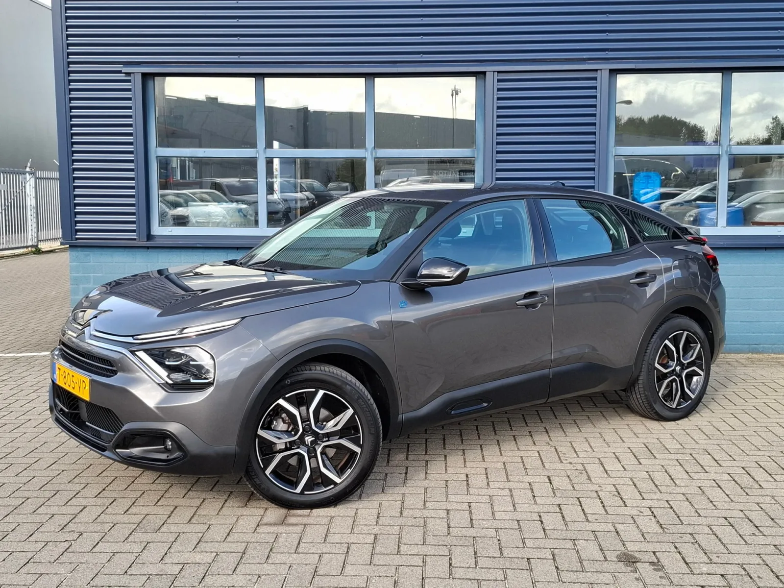 Citroën ë-C4 (2023) — foto 1