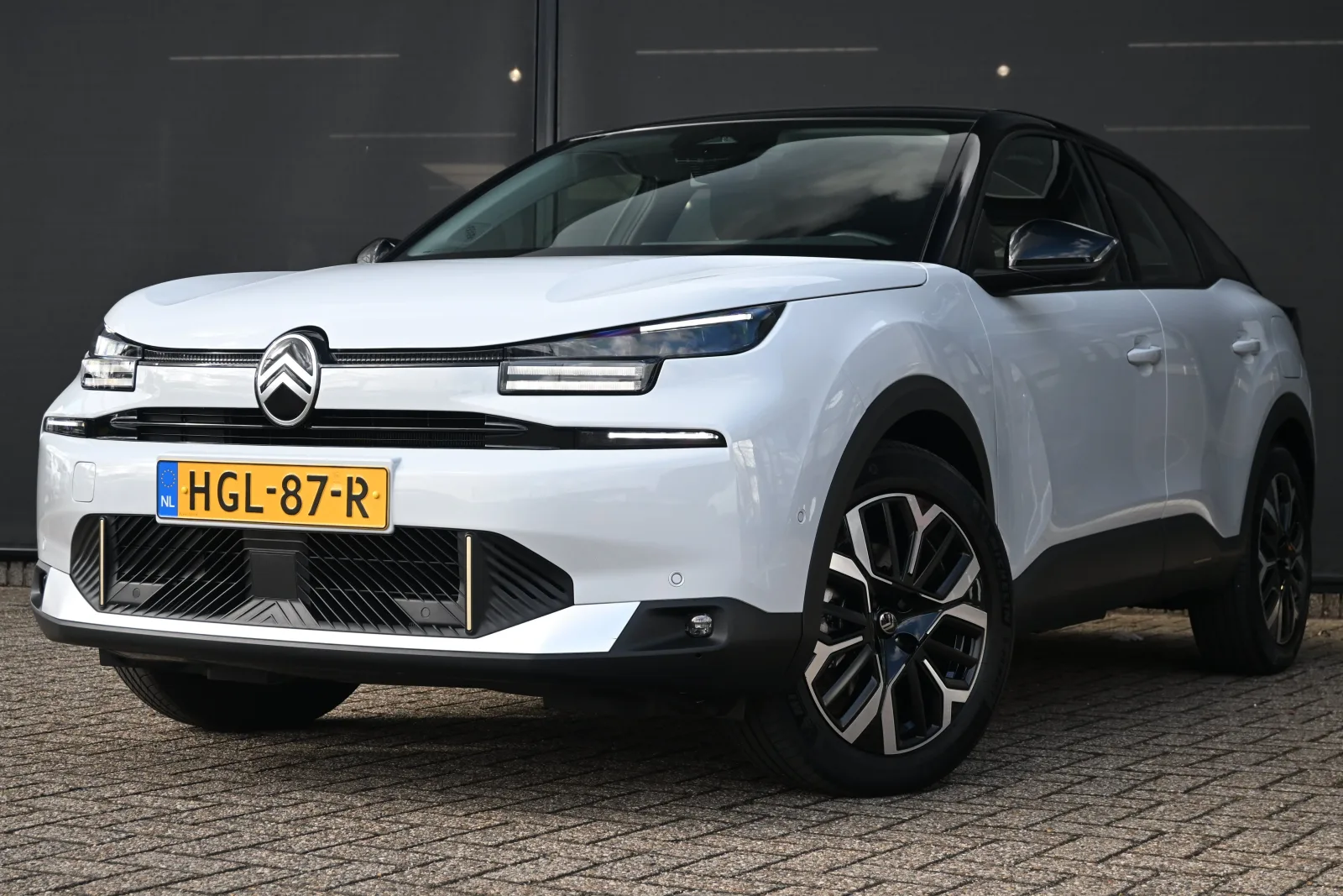Citroën ë-C4 (2025) — foto 1