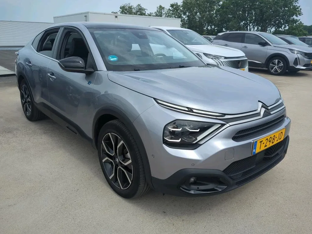 Citroën ë-C4 (2023) — foto 1