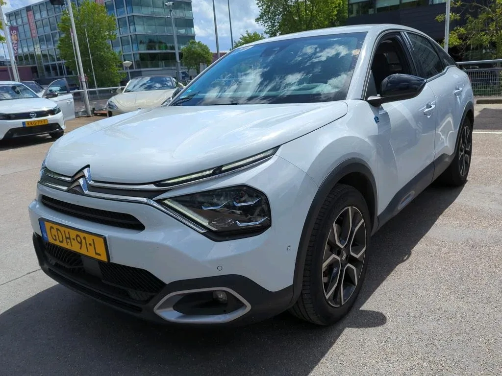 Citroën ë-C4 (2024) — foto 1
