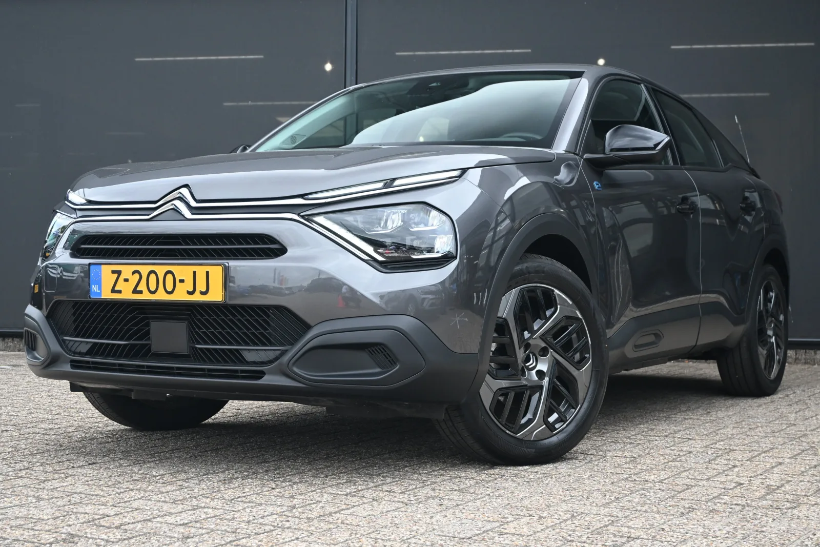 Citroën ë-C4 (2024) — foto 1