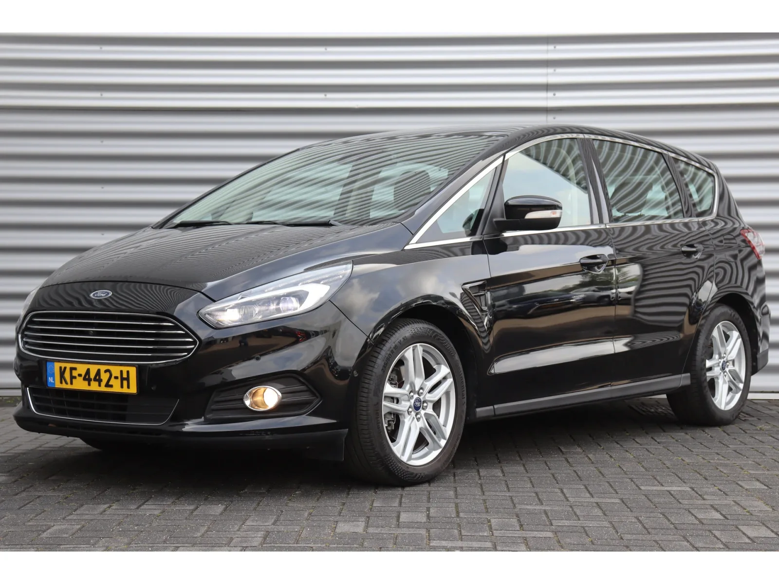 Ford S-Max (2015) — foto 1