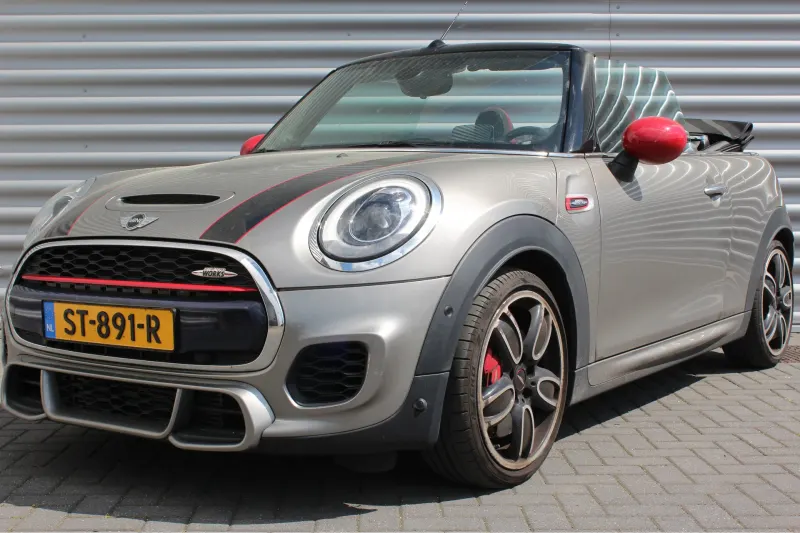 MINI Cabrio (2018)