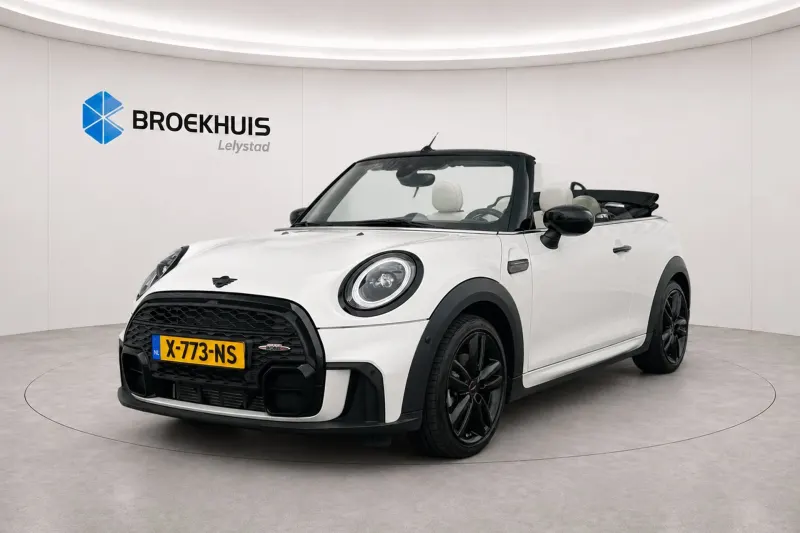 MINI Cooper (2024)