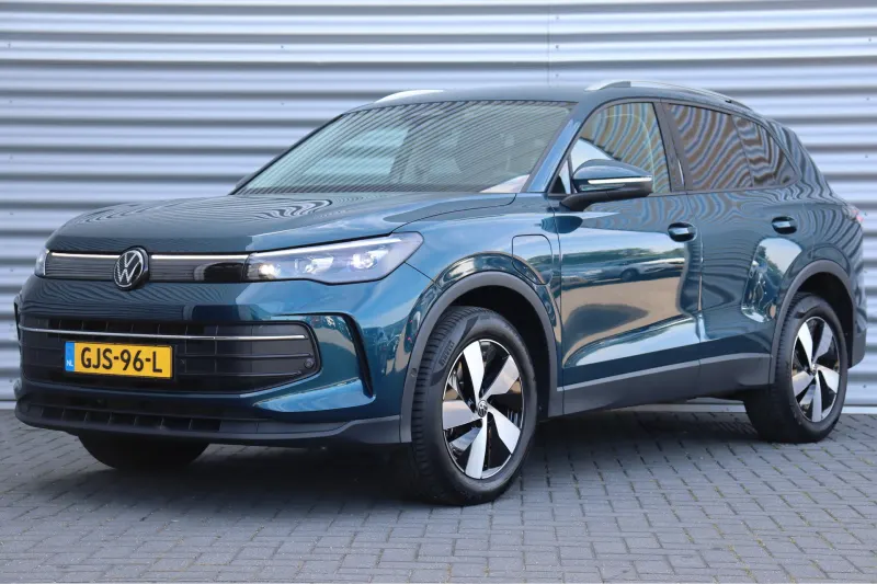 Volkswagen Tiguan (2024)