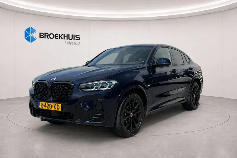 BMW X4 (2022)