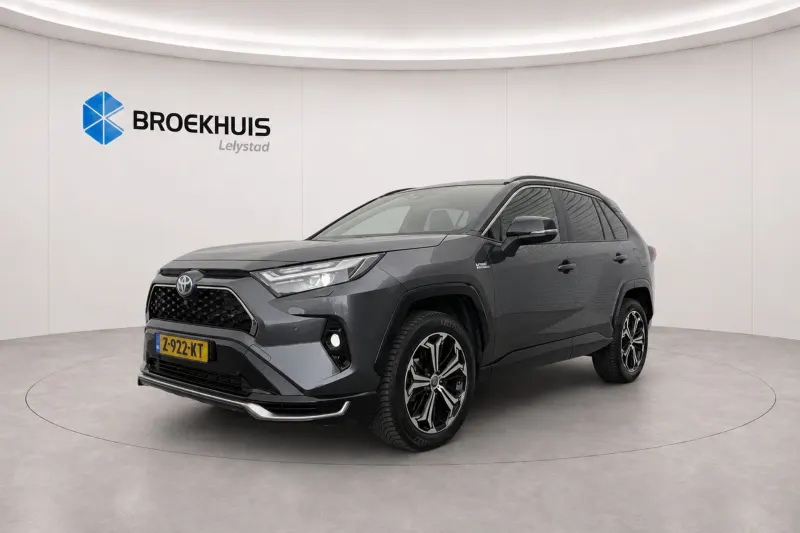 Toyota RAV4 (2024)