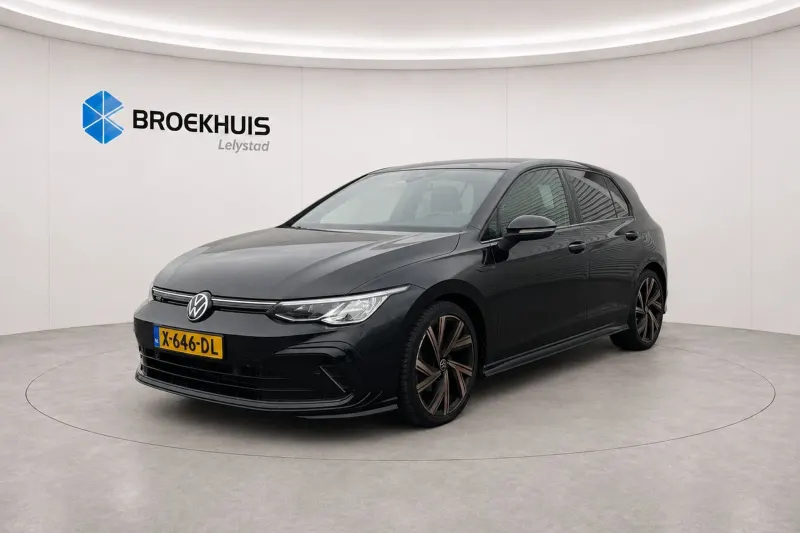 Volkswagen Golf (2021)