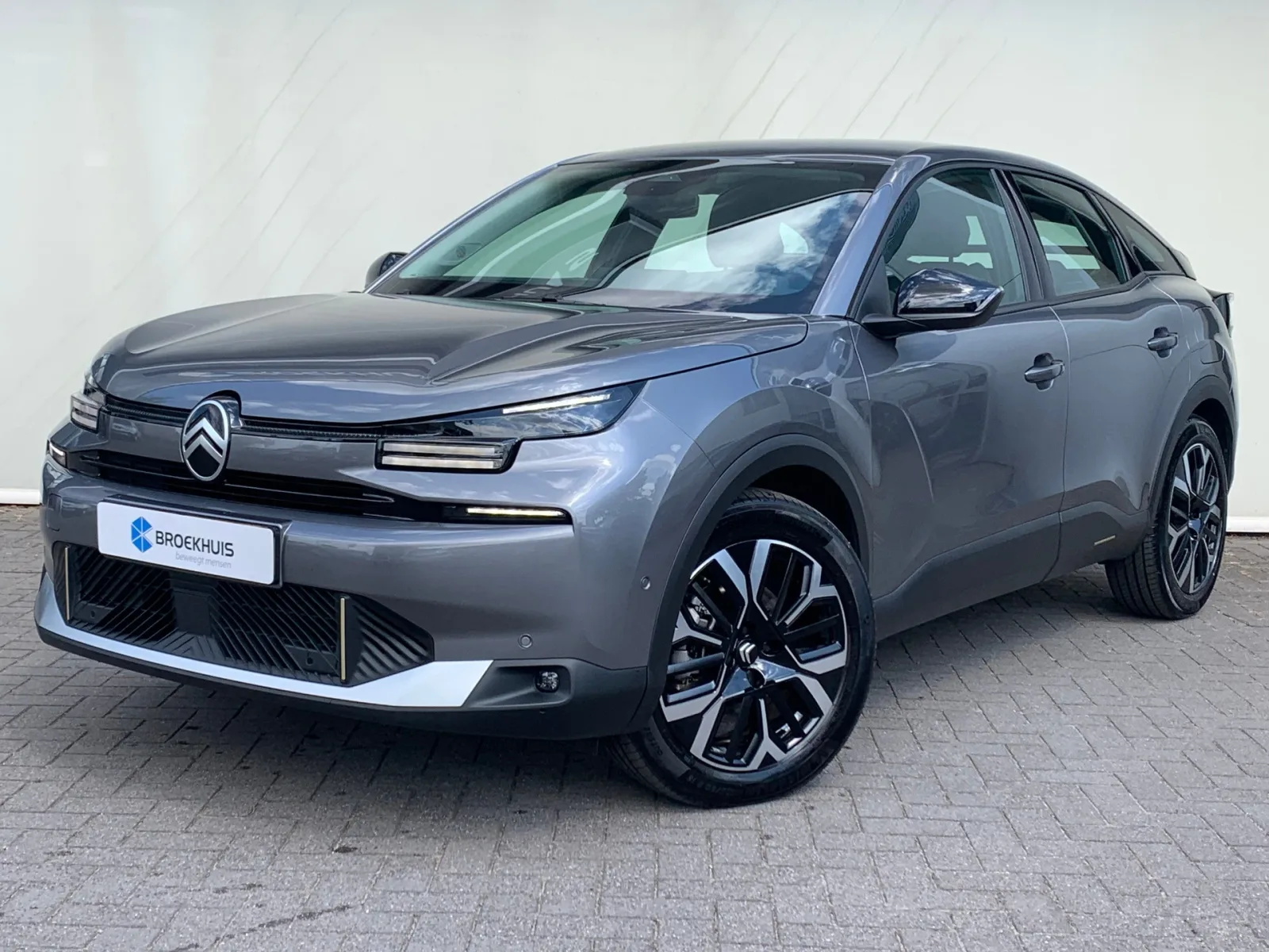 Citroën ë-C4 (2025) — foto 1