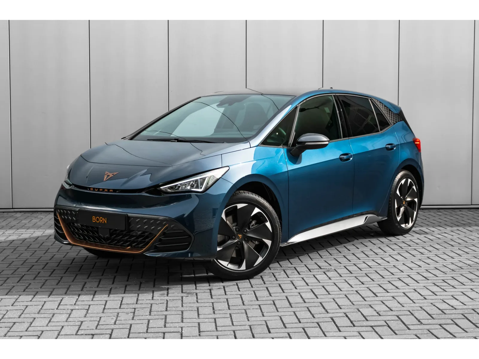 CUPRA Born (2025) — foto 1