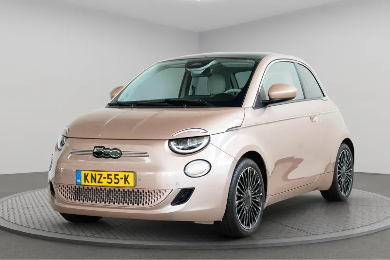 Fiat 500e (2024)