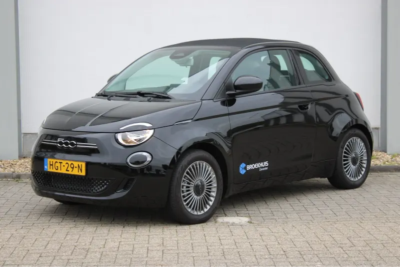 Fiat 500C (2025)