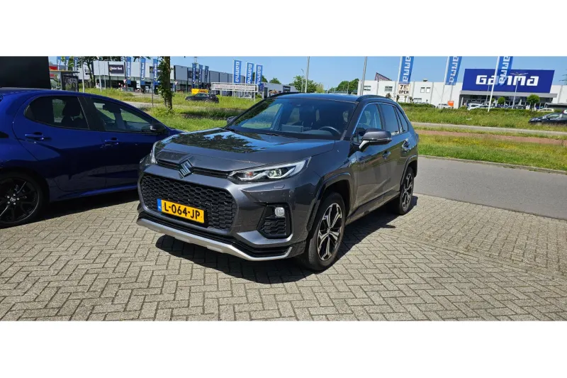 Suzuki Across (2021)