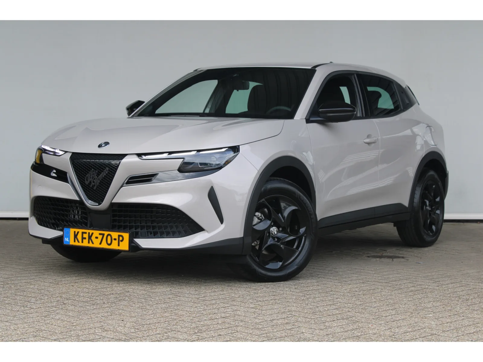 Alfa Romeo Junior (2025) — foto 1