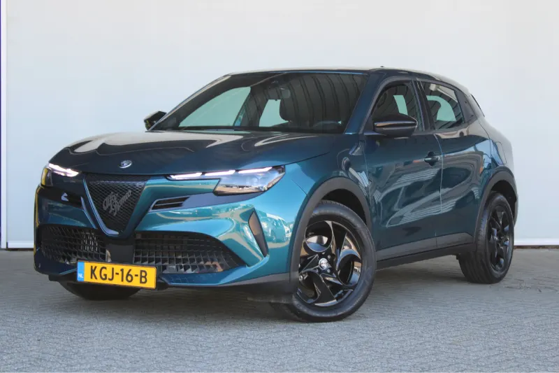 Alfa Romeo Junior (2025)