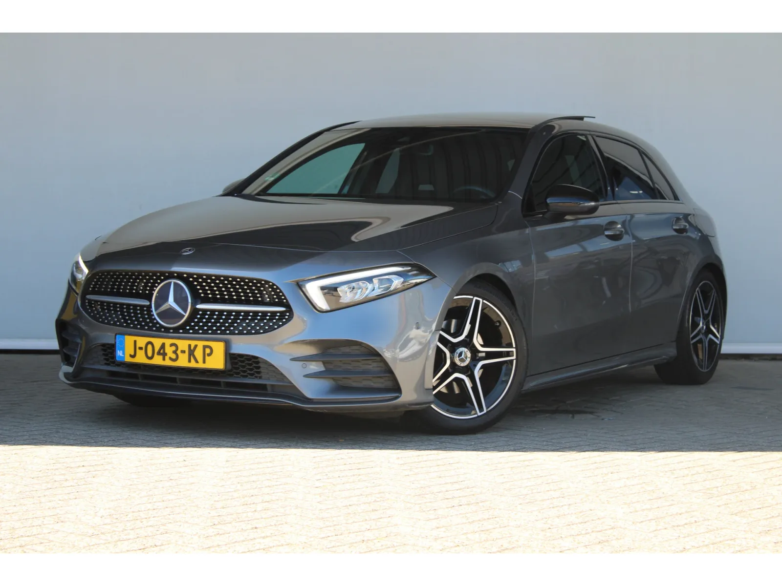 Mercedes-Benz A-Klasse (2020) — foto 1